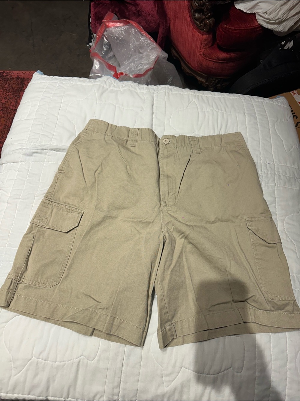 Men’s tan shorts